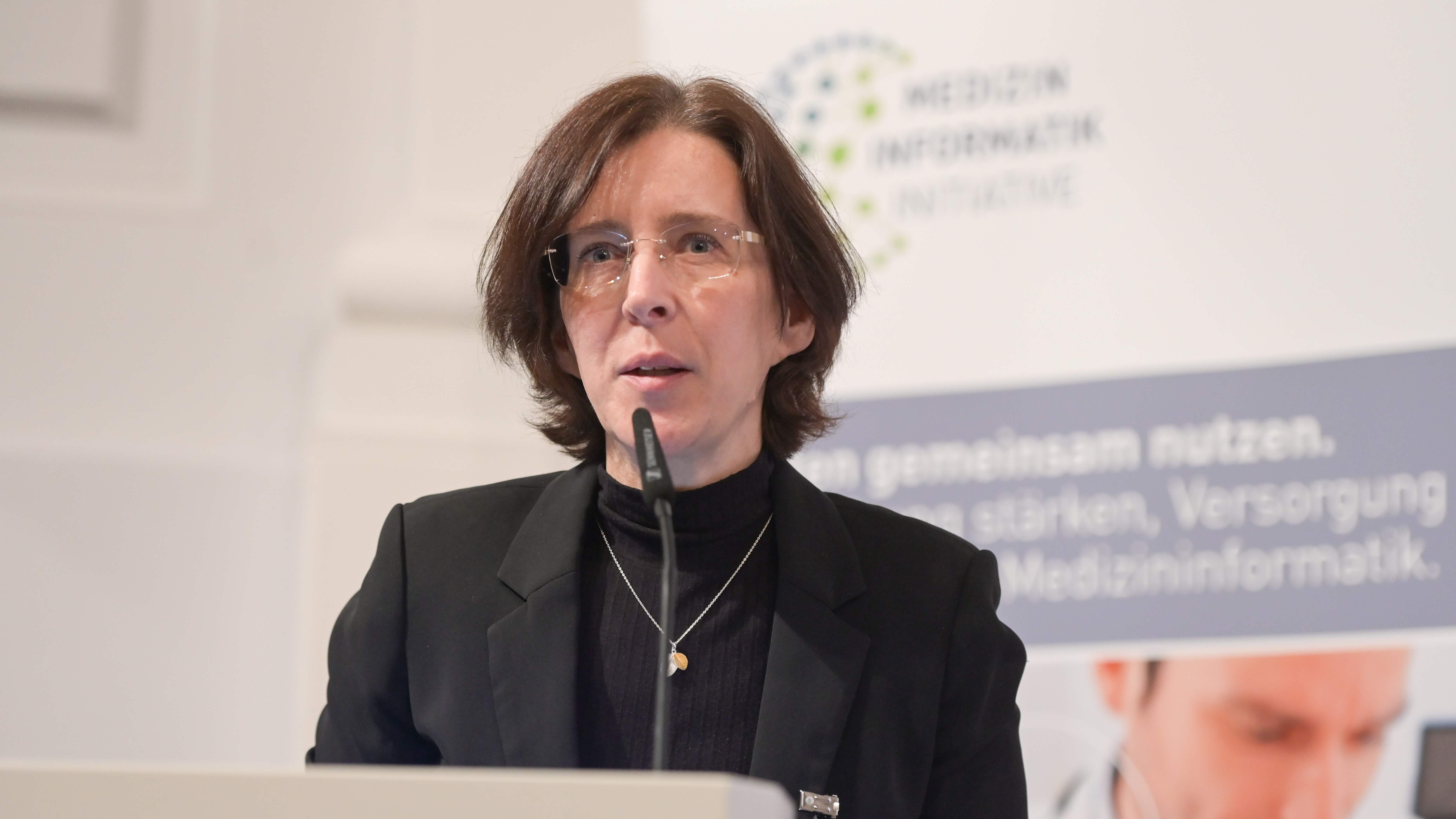 Dr. Brita Sedlmayr beim MII-Symposium 2023. Bildquelle: TMF e.V./Volkmar Otto
